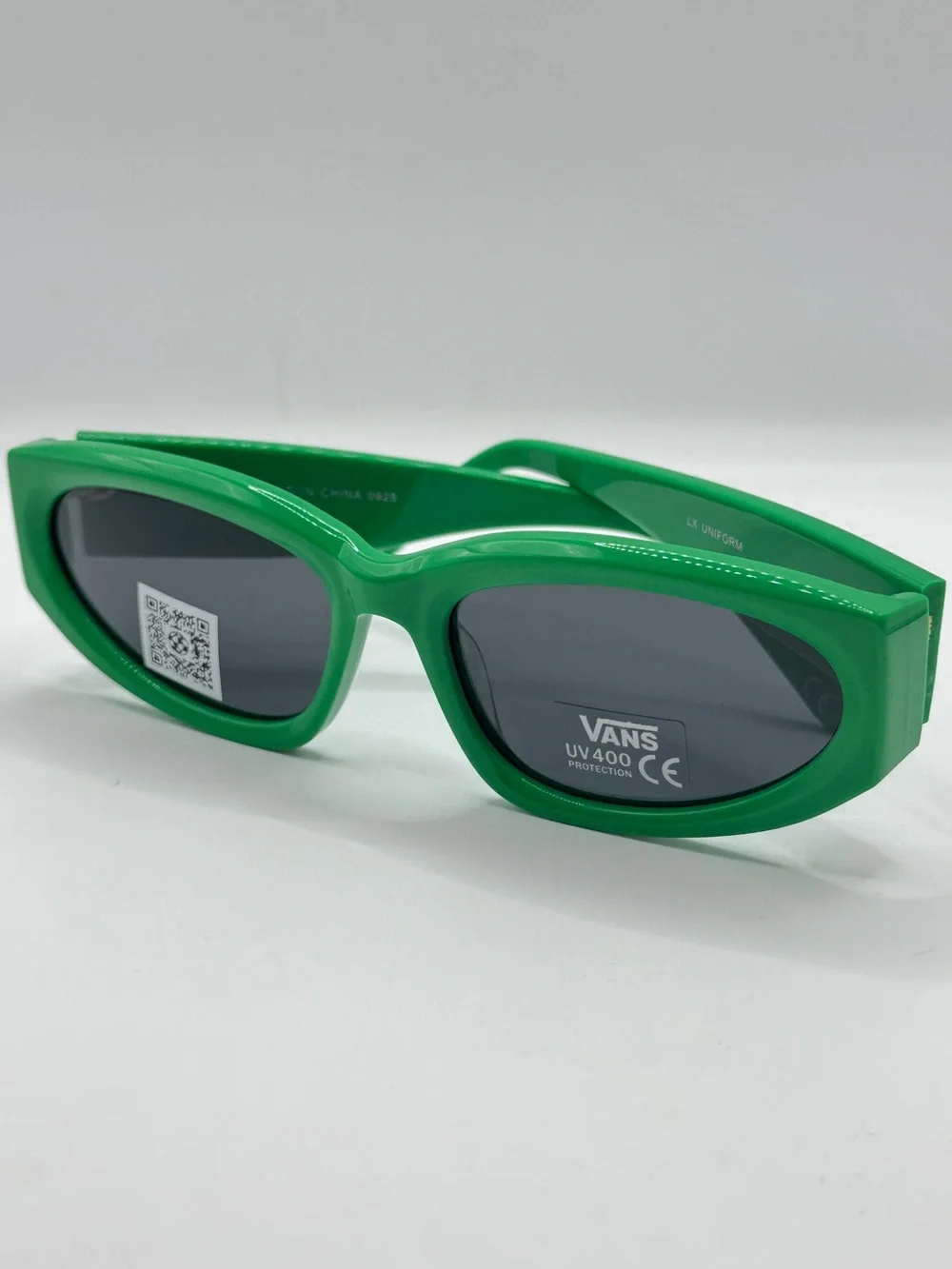 Vans vibrant green